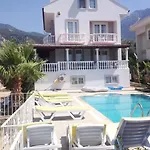 6 Bedroom Akasya In Oludeniz פאטהיה